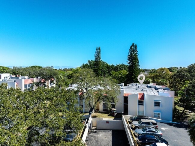 Photo - 606 NW 13th St Unidad 0230