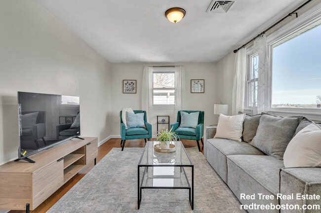 Photo - 74-76 Dunboy Unit 2