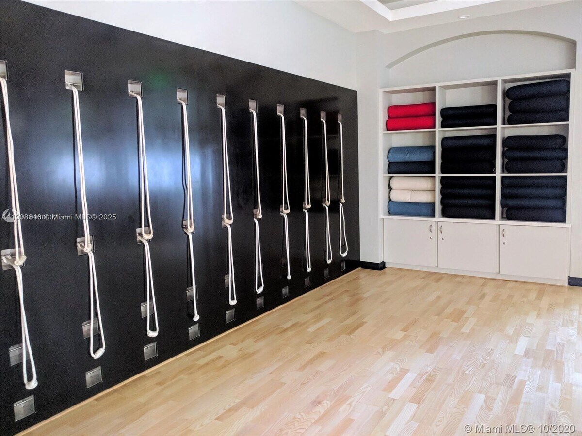 Photo - 21055 Yacht Club Dr Unit 2202