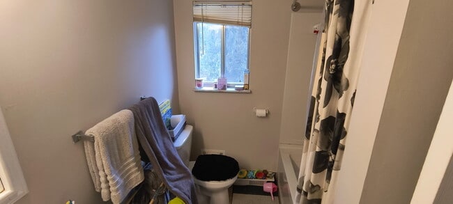 Photo - 1990 Armensko Ln