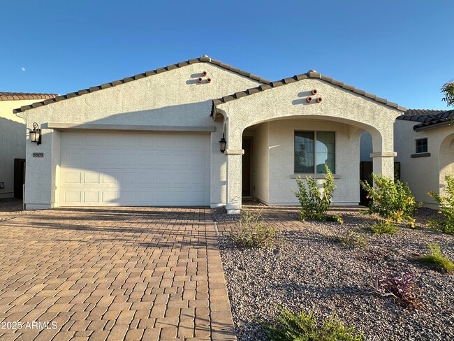 Building Photo - 8809 W Windsor Blvd Rental