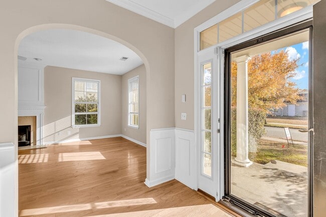16 Bushwood Dr