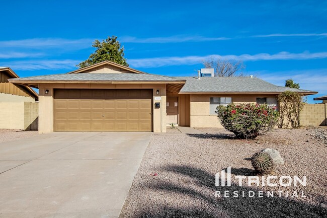 Building Photo - 3822 W Mauna Loa Ln Rental