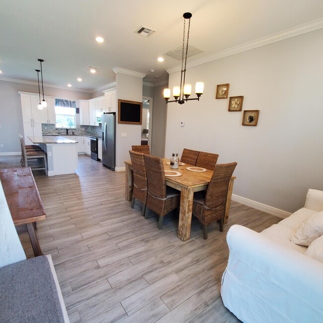 Photo - 2161 SE Sunflower St