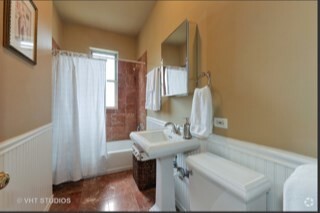Building Photo - 437 N Lombard Ave Unit 1 Rental
