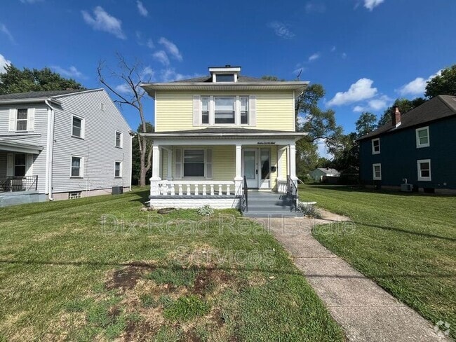 Building Photo - 1221 Woodside Blvd Rental