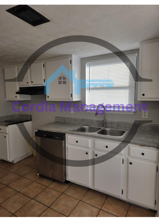 Don't miss this fantastic find in Jonesboro!
