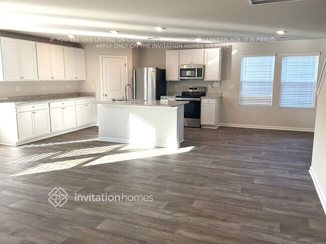 Photo - 213 White Flds Ave