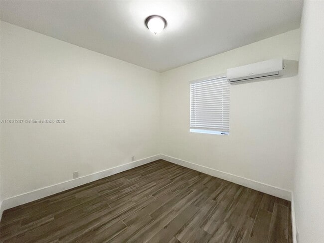 Photo - 1818 Sherman St Unit 1
