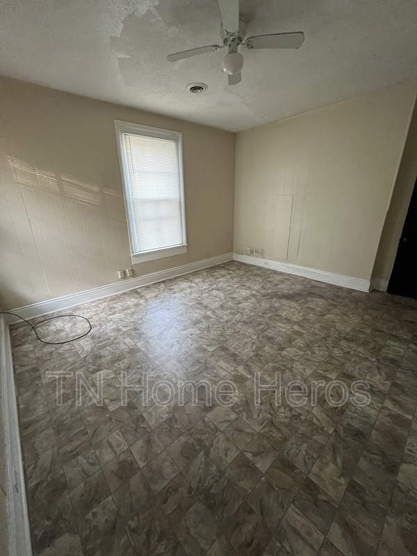 Photo - 2509 Parkview Ave