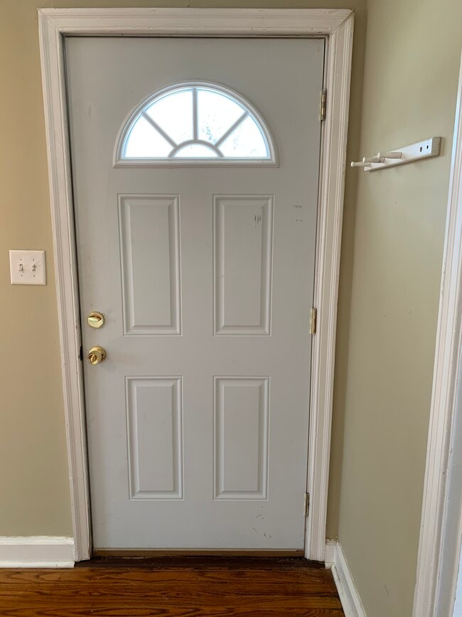 Photo - 2810 Stratford Dr