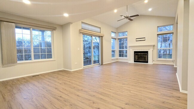 1628 Columbia Cir