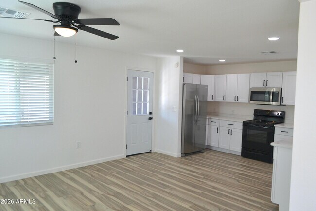 Photo - 44 N Mountain Rd