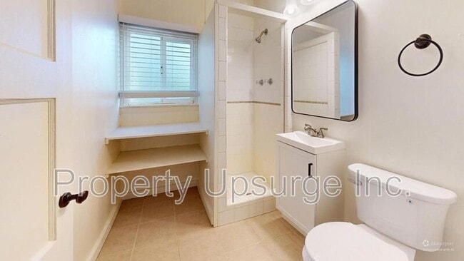 Photo - 640 Bird St Unit 1