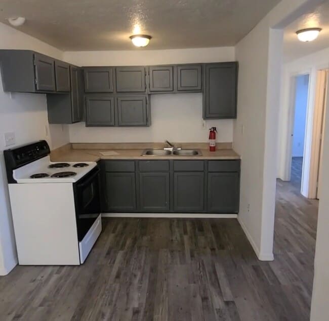 Building Photo - 3250 N 2300 E Unit A