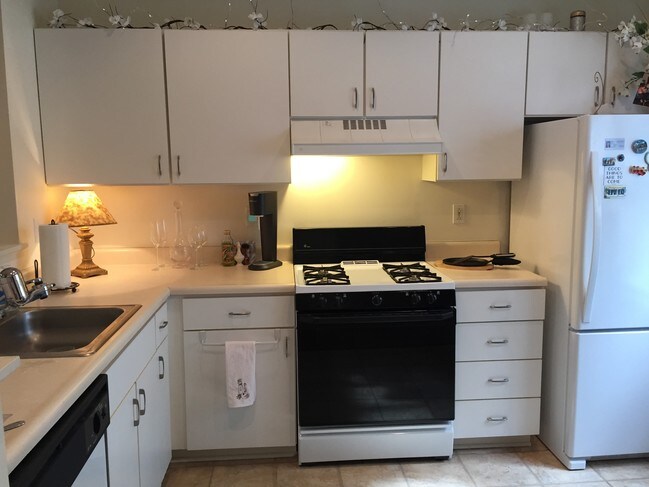 Photo - 51 S 17th St Unit 51 S 17th St