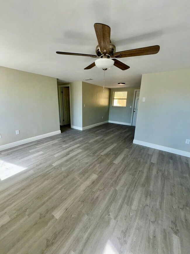 Photo - 7329 Seashore Dr