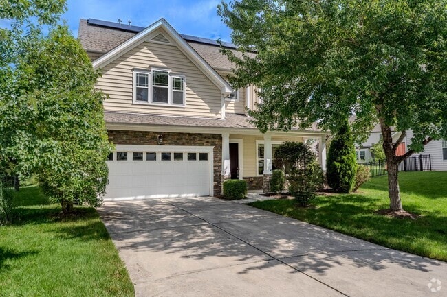 Building Photo - LOCATION!  Home in a Quiet Cul-de-Sac with...