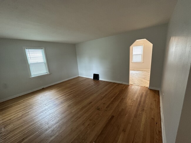 Photo - 330 N Floridale Ave