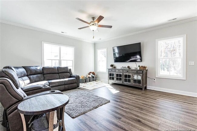 Photo - 341 Manning Dr