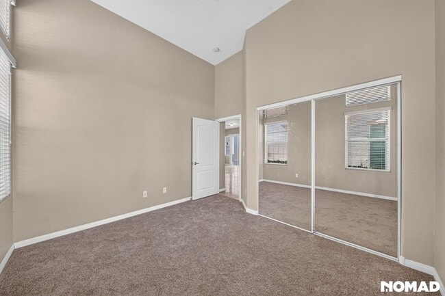 Photo - 1902 Hollywell St