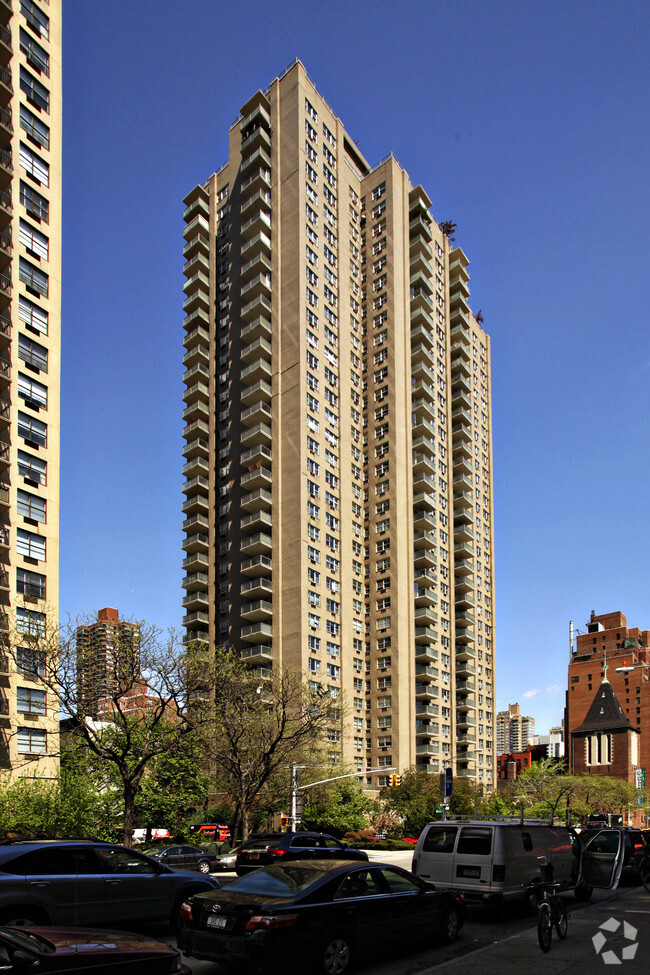 Building Photo - The Stratford Rental