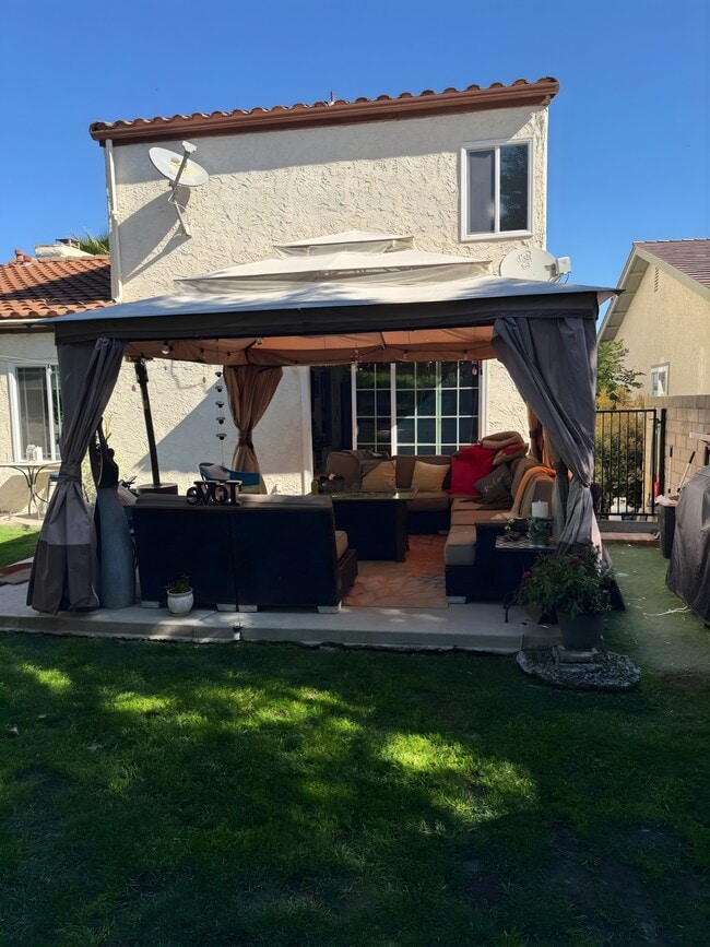 Photo - 3018 Oakwood Ln