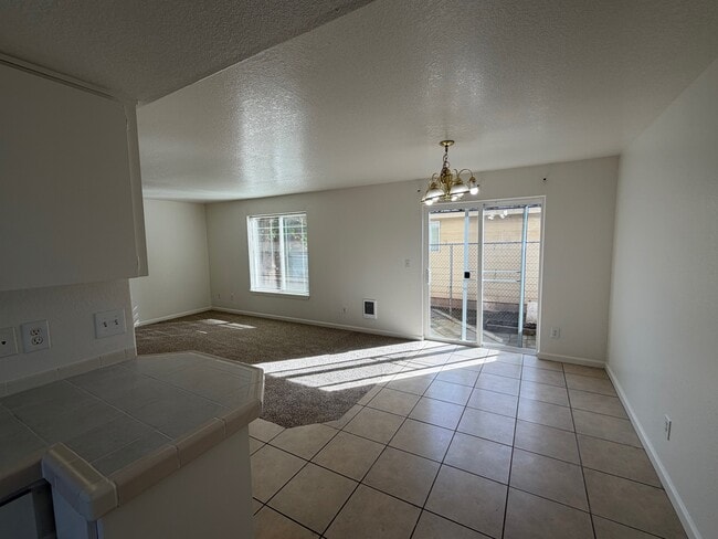 Photo - 4338 Ward Pl NE