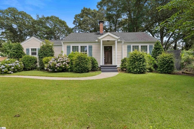 Photo - 309 Briarcliff Dr House