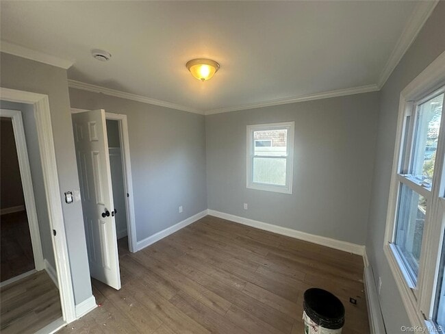 Photo - 11 Belfry Ln