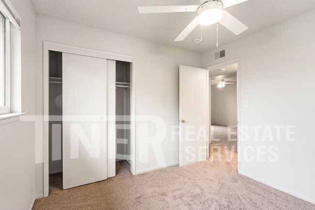 Photo - 10193 Crawford Way Unit B