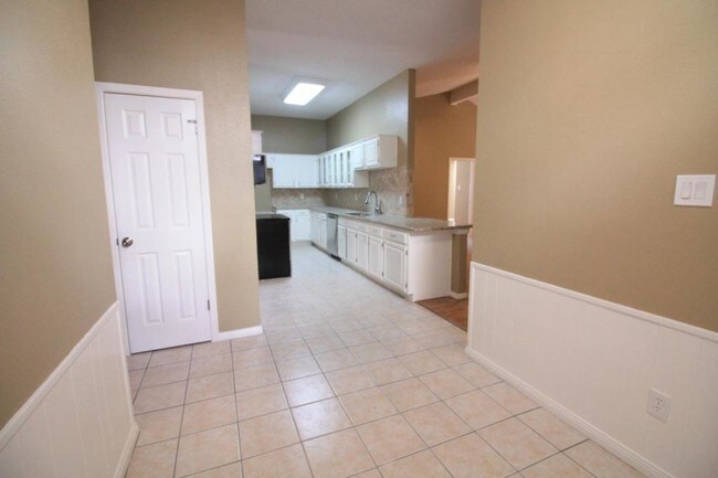 Photo - 2618 Quarry Hill Rd