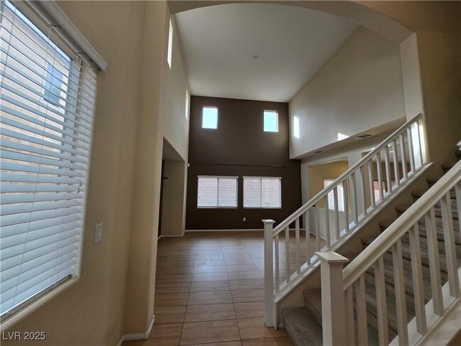 Photo - 10601 Cave Ridge St