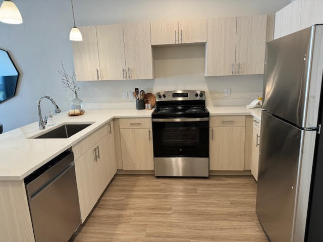 Photo - Streetcar Flats