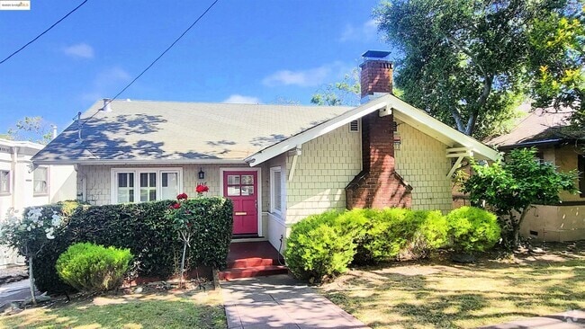 Building Photo - 1137 Oakland Ave Rental