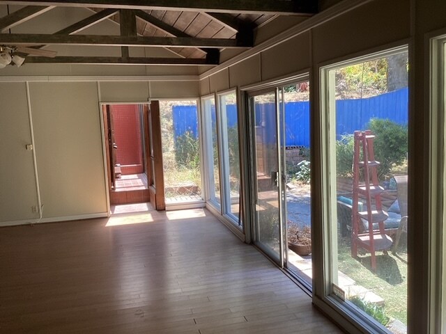 Living Room - 3501 Curlew St