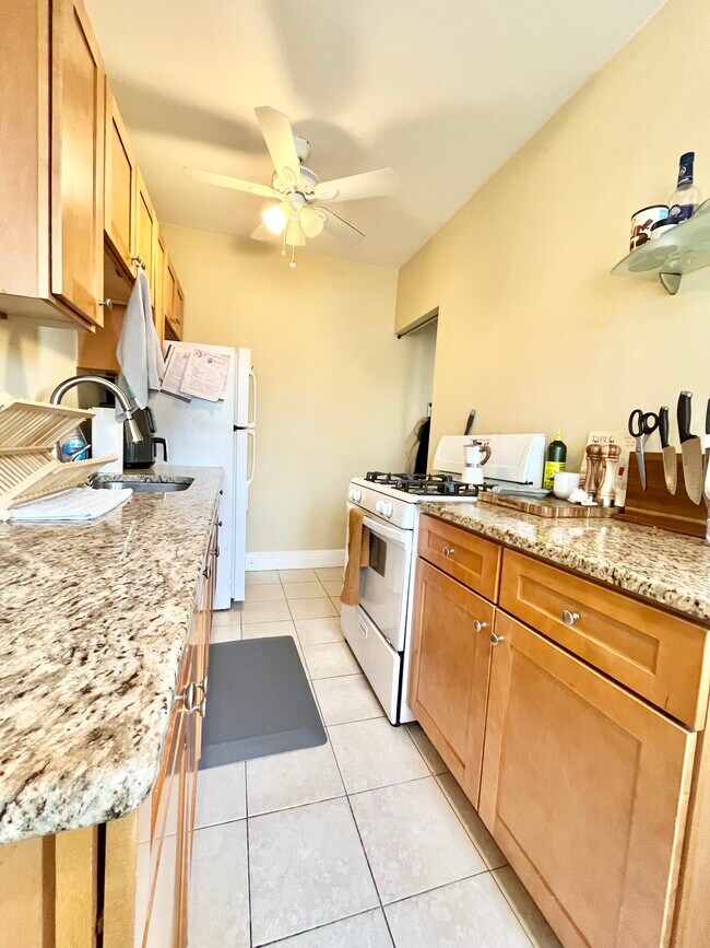 Photo - 32 Sidlaw Rd Unit 18