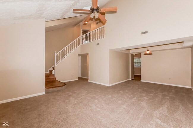 Photo - 1202 Pine Mountain Way House