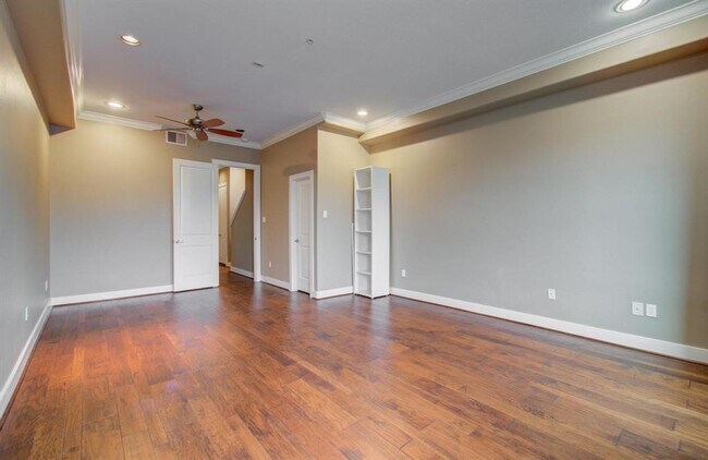 Photo - 510 Lovett Blvd Unidad 308