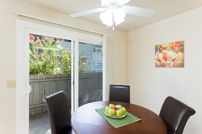 Photo - Chico Meadows Apartments