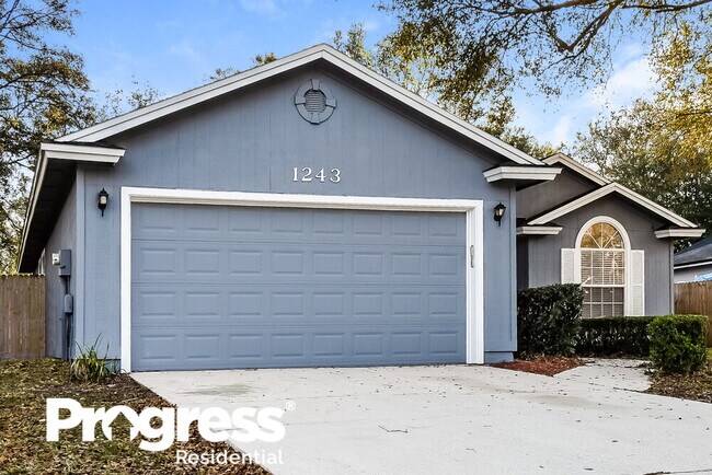 Photo - 1243 Windy Willows Dr House