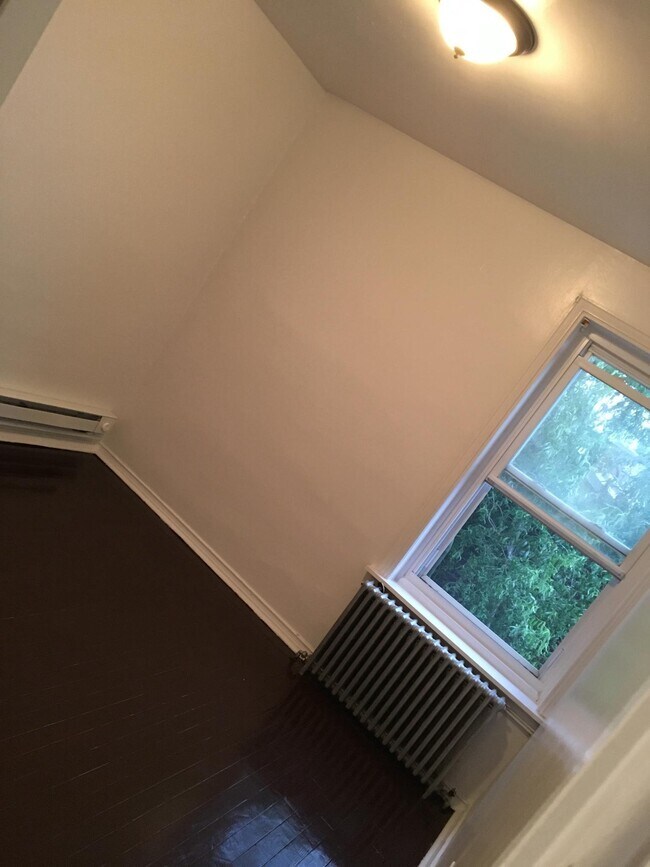 Photo - 1659 Haworth St Unit 2