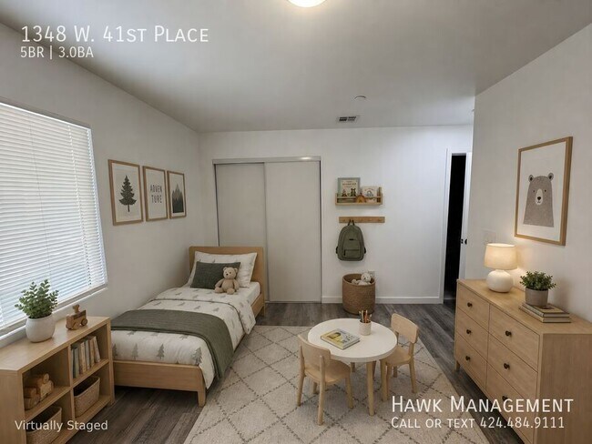 1348 W 41st Pl