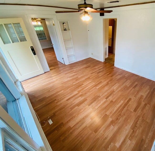 Photo - 365 E Irby St