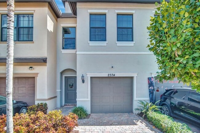 Photo - 2374 Post St