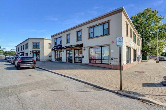 Building Photo - 329 Broadway Rental