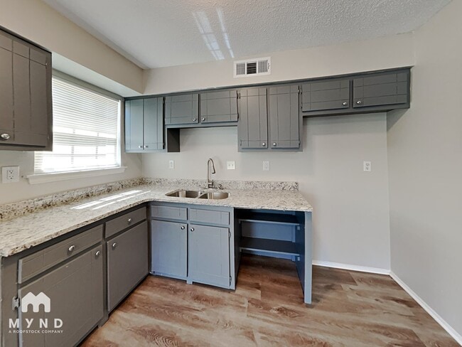 Photo - 3763 Rainford Dr