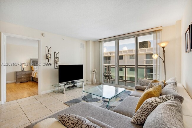 Photo - 6917 Collins Ave Unit 1608
