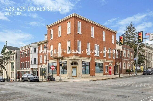 Building Photo - 423-425 Dekalb St-2 Unit 2