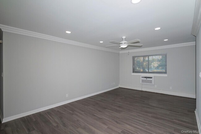 Photo - 405 E Main St Unit 405-04